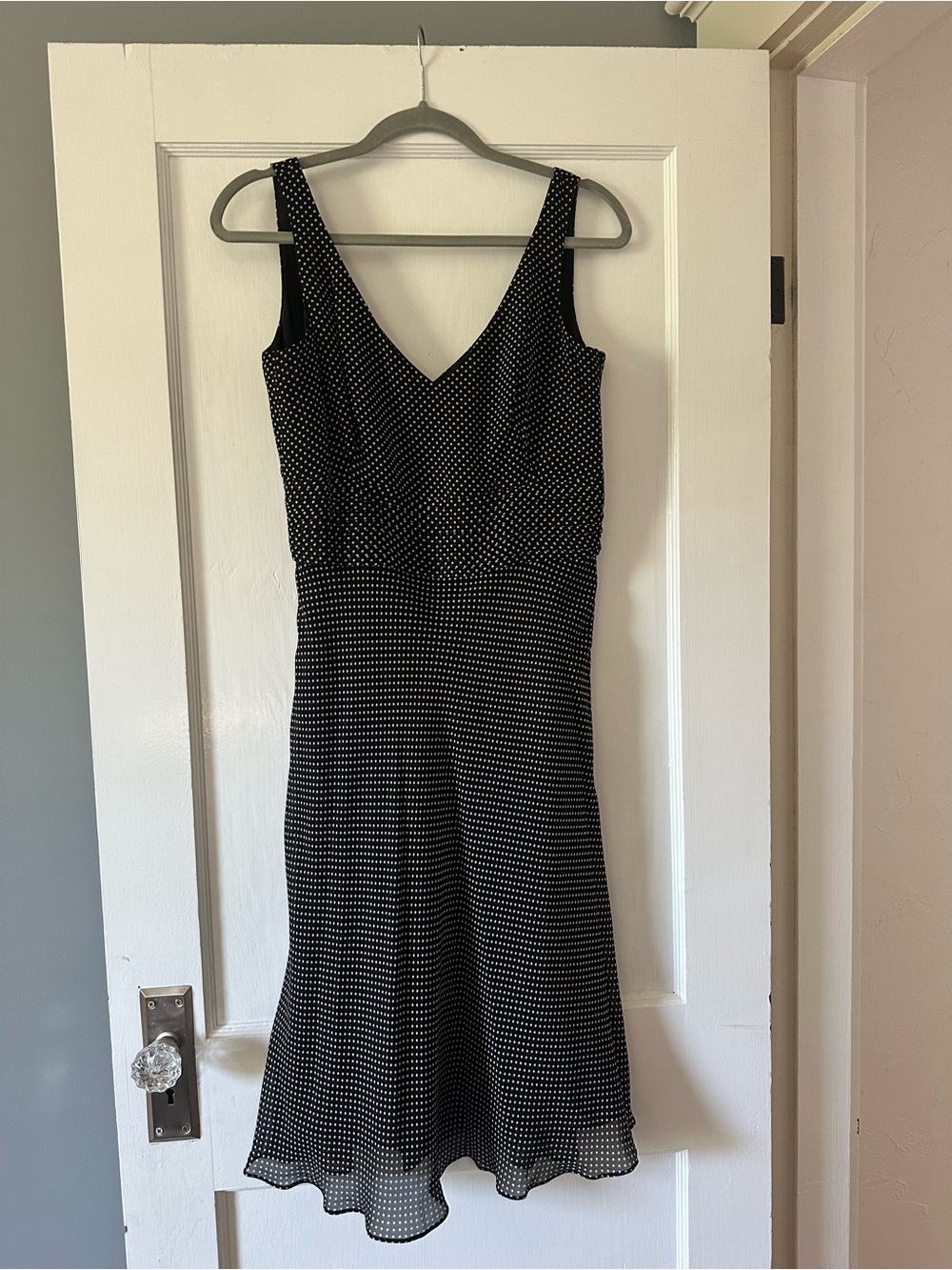Vintage Ann Taylor Black Polka Dot V-Neck Silk Midi Dress